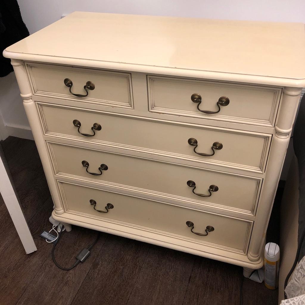 Laura Ashley chest of drawers in E17 Forest für 100,00 £ zum Verkauf ...