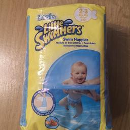 Huggies Little Swimmers swim nappies x12 pack, brand new not opened.

SIZE 3KG- 8KG (7LB-18LB)

Great when learning to swim. These retail at Boots for £5.50. Grab a fantastic bargain!!

All my items come from a smoke and pet free home. Any questions please just ask.