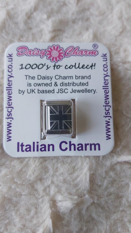 Buy & Sell Staffordshire South Staffordshire - Photos for Daisy ENGLAND FLAG ~ BIG ~ 13mm Charm ~ NEW