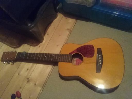 Buy & Sell Hertfordshire Broxbourne - Photos for Guitar Acoustic Cassical Junior size