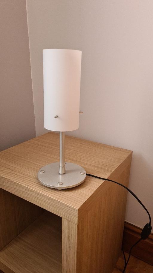 Buy & Sell South West London Streatham - South West London - Photos for White Glass Table Lamp