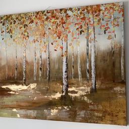 Lovely canvas picture of woodland, selling as won’t go in new place. Nice specs of gold so catches the light really nicely!
