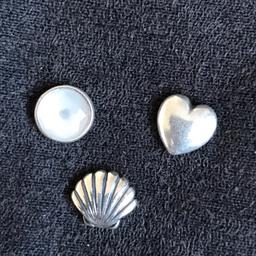 Heart, shell and white stone
