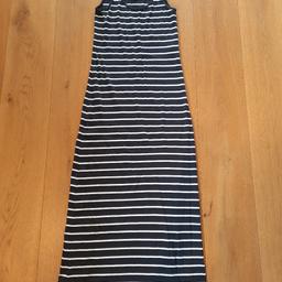 1x getragenes knöchellanges, dunkelblau-weiß gestreiftes Sommerkleid in Grösse xs von Only
 zu verkaufen (100% Baumwolle).