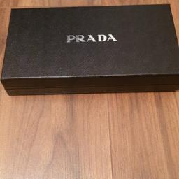 Prada storage box ideal for jewellery, scarf, tshirt, small bag.
good condition 
24cm x 13cm x 4cm

collection from e6 or postage
