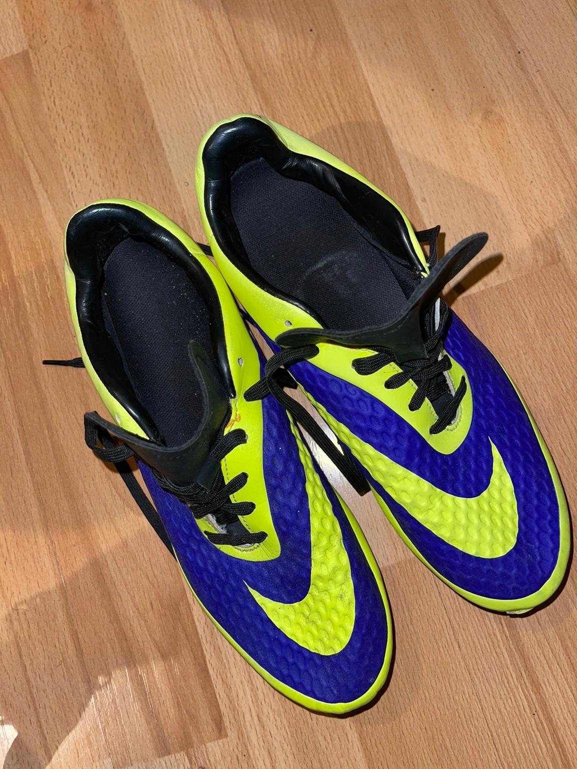 nike football boots size 7.5