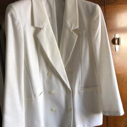 White. Linen m&s size 16 blazer