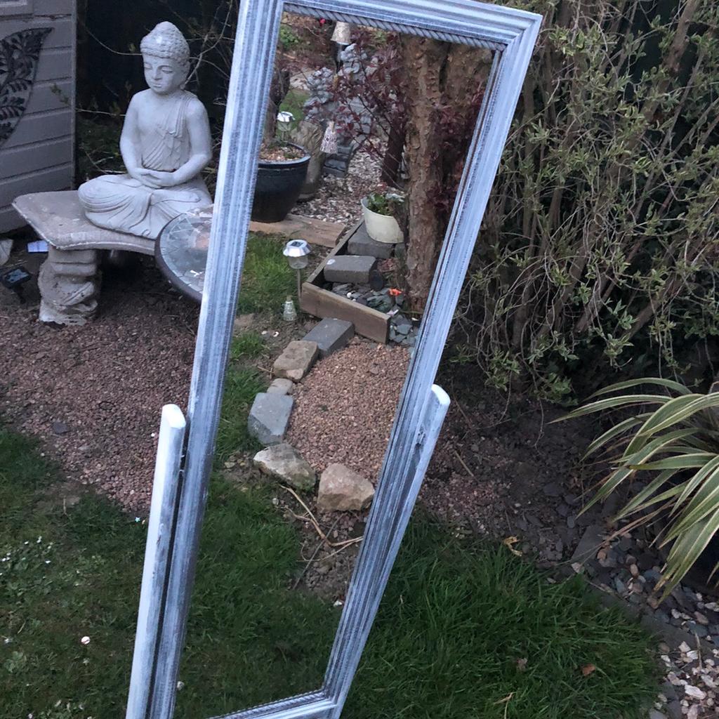 Mirror chair laundry box shabby chic in Doncaster für 40,00 £ zum