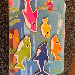 Baby shark 🦈 shape sorter
I think it makes noises when you insert the sharks, might just need batteries.
£3
Collection Atherton