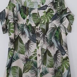 from George asda in great condition from a smoke free home collection from me98se or can post worn once.