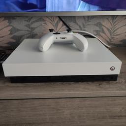 Xbox one x in white 1tb perfect condition comes with controller and two games £190 puo
