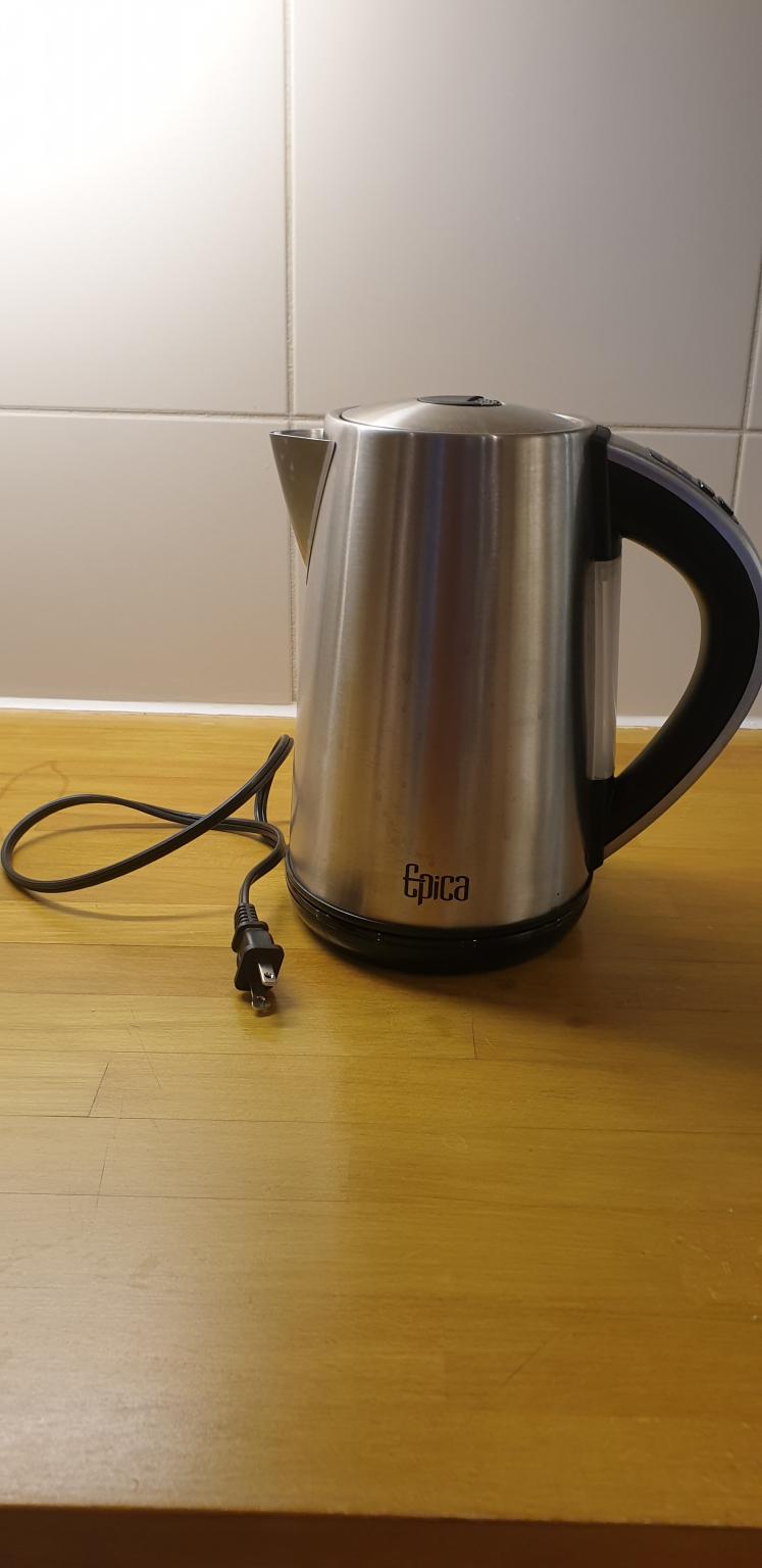 Epica 6temperature Steel Cordless Kettle in W2 London for £10.00 for