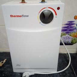 Wegen Küchenumbau verkaufen wir diesen Untertischboiler der Marke Thermoflow.

5l
H: 40cm
B: 26,5 cm
T: 17 cm