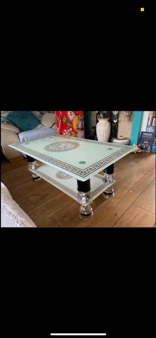 Buy & Sell South East London Brixton - South East London - Photos for Coffee table in black and white