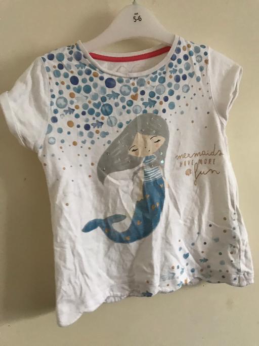 Buy & Sell South West London Norbury - South West London - Photos for 2 pieces of Baby clothes age 4-5 years