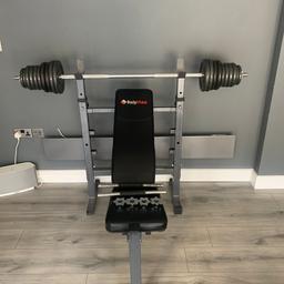 Weight bench, 4 different positions(decline, flat, raised and incline)
65 kilos in 5,2.5 and 1.25 kilo plates.
5 kilo barbell