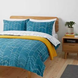 John Lewis & Partners Elevation Duvet Cover and Pillowcase Set, Fjord superking size,

this is new put please note packing has been opened and its not in its original packing , so there will be some creasing to the item , 
king duvet cover	L220 x W225cm
