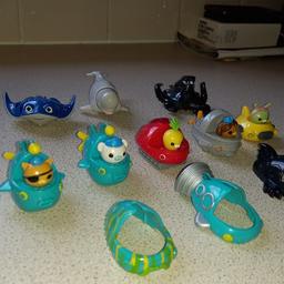 This are metel, not suitable for water.
Octonauts and 3 finding dory animals.
From a clean smoke free home