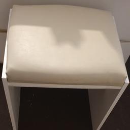 In great condition. Sturdy stool. Measurements are 18 inches high x16 wide x 14 depth. Condition from Ramsgate.