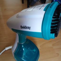 Little steam. Cleaner for cleanjng or clothing and sofas/carpets
Excellent condition
Pickup in wood green n22