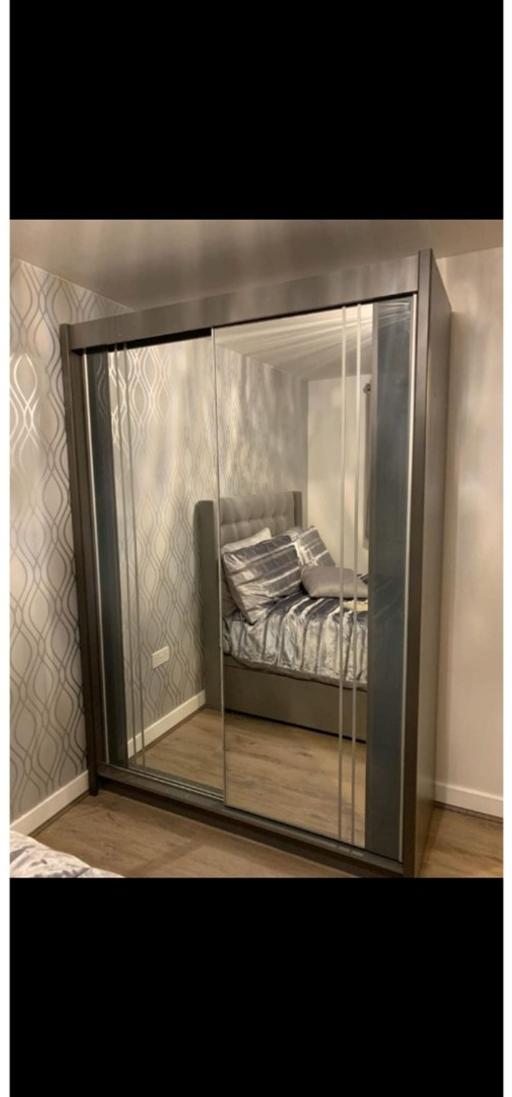 Buy & Sell South East London Brixton - South East London - Photos for Oma sliding mirror door Wardrobe