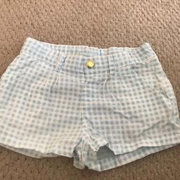 Girls 6-7 year H&M blue check shorts
Girls 6-7 year long white skirt