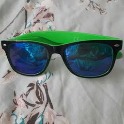 older childrens sunglasses primary school age good condition like new.collection only.