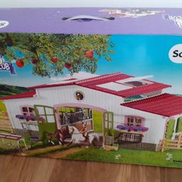 Schleich horse club brand new in box received as a gift for my child but got a different one and never used this one.

Brand new cost £99