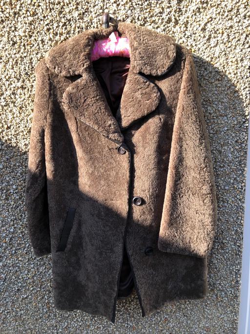 Buy & Sell Swansea - Wales Llansamlet - Swansea - Photos for Vintage lamb Tuscan fur coat