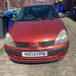 Renault Clio 
1.2, petrol
04 plate
74 thousand on mileage
Good condition
Runs nice.
Message for info.
MOT till august. 

Orangey/red in colour 

£500 Ono