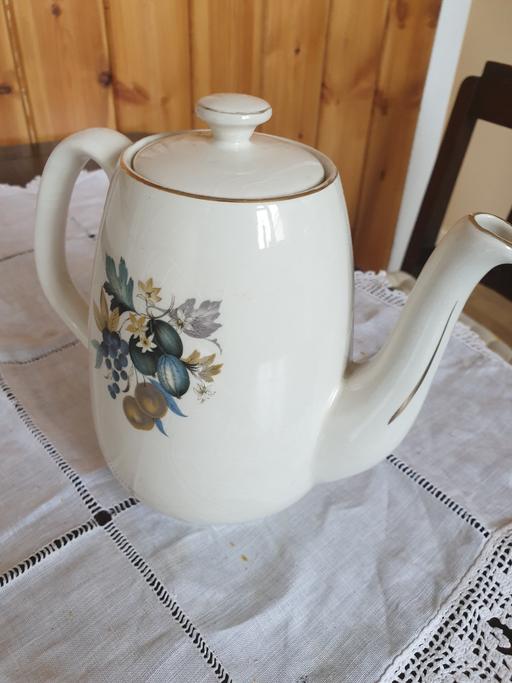 Buy & Sell Denbighshire - Wales Denbigh - Denbighshire - Photos for Swinnertons Pottery Teapot 16.5cm x20cm