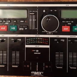 professional cd mixing all in one system in very good condition , works like a dream.

slight damage on power box but doesn't affect it at all.