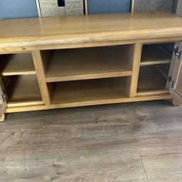 solid oak tv / media unit used but good condition quiet heavy to