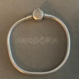 Beautiful and Genuine Pandora clasp bracelet. 19cm. Preloved but excellent condition.