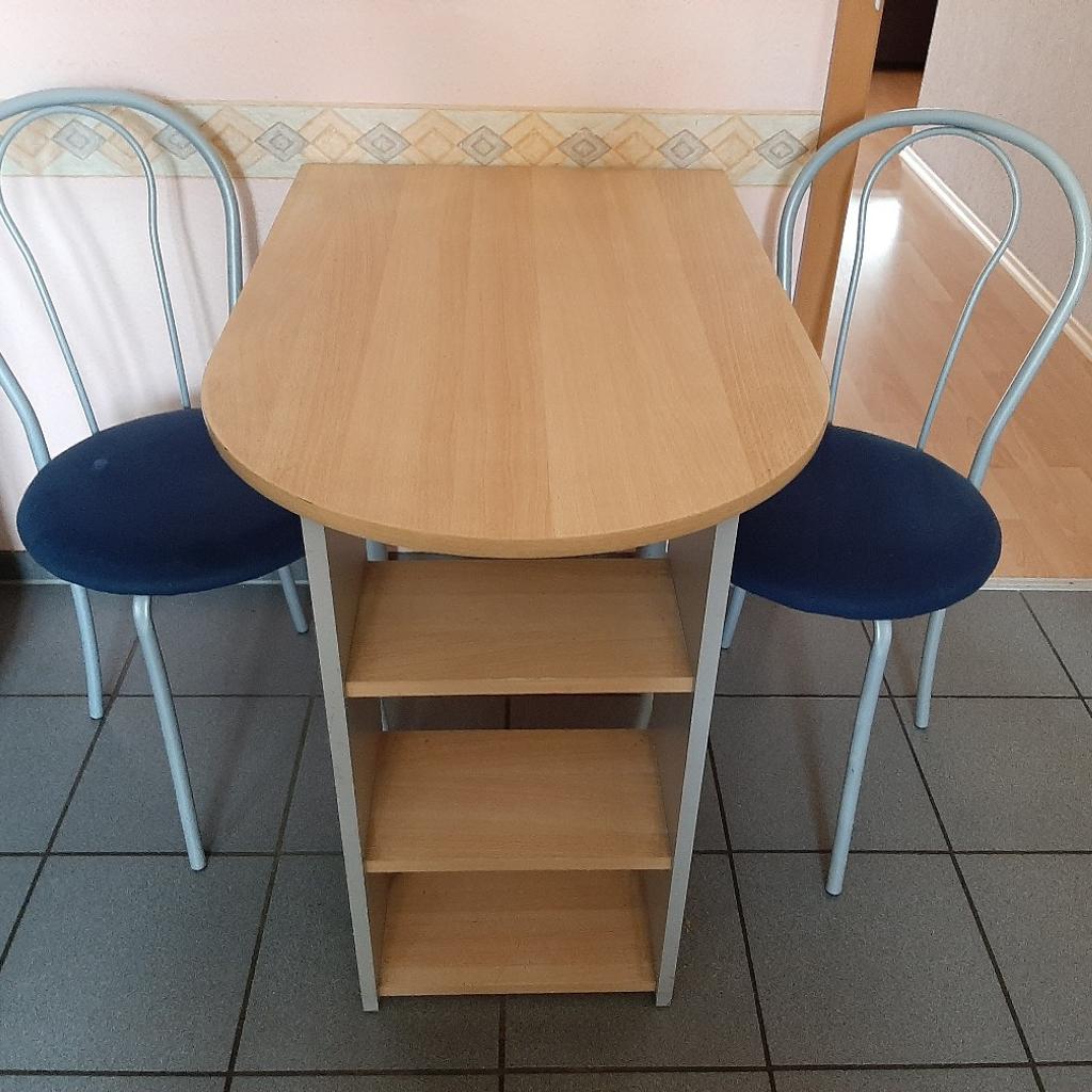 Kleiner Esstisch mit 2 Stühlen in 33106 Paderborn für 50,00 € zum Verkauf