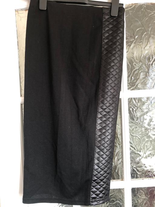 Buy & Sell South East London Crook Log - South East London - Photos for River Island below knee skirt size 8