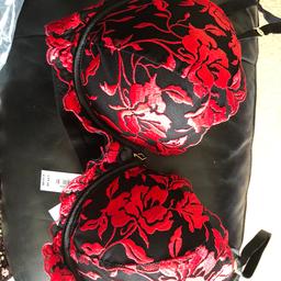 Brand new still in package
Ann summers £34