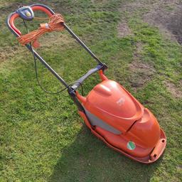 Flymo hover mower
starts and powers fine but does vibrate a lot so selling cheap due to this .
blade has been sharpened
could be a simple fix or just use as it is for a cheap mower.
any questions just ask
sold as seen no returns
