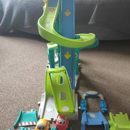 Comes with both original cars. Has extra bits of track. From a clean smoke free home