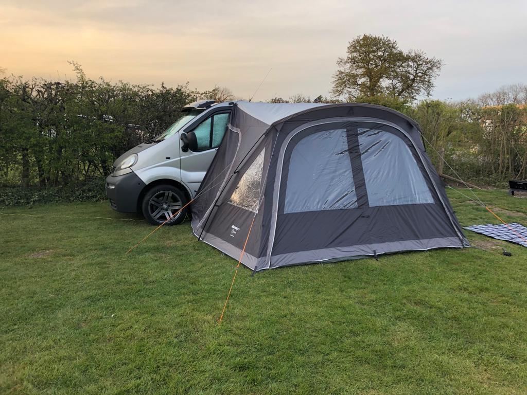 VAUXHALL VIVARO CAMPERVAN + AWNING in LS25 Leeds for £3,995.00 for sale Shpock