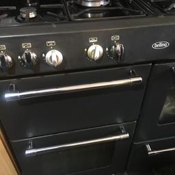 belling range cooker  all gas  working except one side oven  flame doesnt stay on needs repairing £50