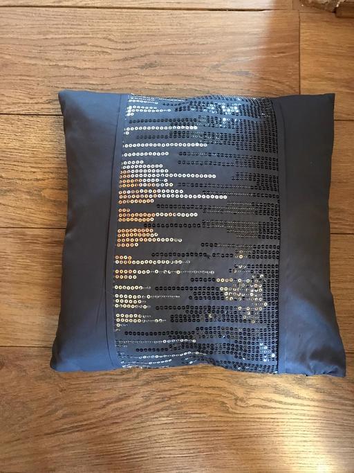 Buy & Sell West Yorkshire Leeds - Photos for Brand new grey silk cushion