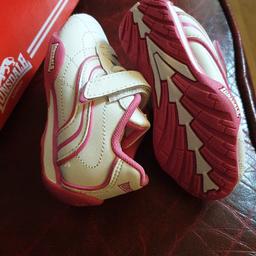 infants Lonsdale trainers pink and white size c4