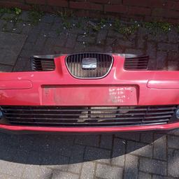 In good condition, comes with all the grills and fogs all working, just slight damage and paint peel on the left side seen in photo, flashrot red.