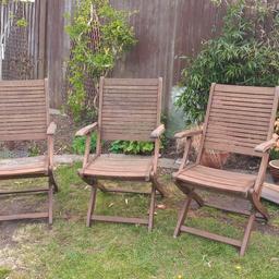 Wooden garden chairs. Foldable.
Used condition so could do with a revarnish or paint but still great and sturdy.
£25 for all X3 or £10 each.
Pick up only from Dedworth.