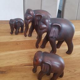 Verkaufe mein Deko Elefanten aus Holz die kleine sind 11cm hoch die große 19cm .
Kann auch einzeln gekauft werden