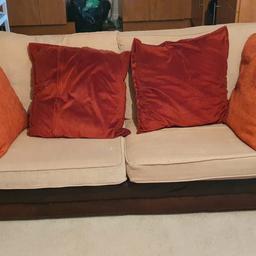 Half leather and material
settee and cuddle chair
Good condition
Looking for £85
No returns or refunds