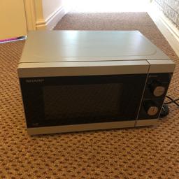 Sharp YC-MG01U-S 800W Solo 20L Microwave with 1000W Grill - Silver

RRP £80
Works as new
Used hardly