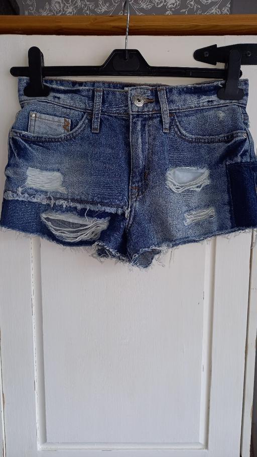 Buy & Sell North Northamptonshire Weekley - North Northamptonshire - Photos for Riverisland shorts
