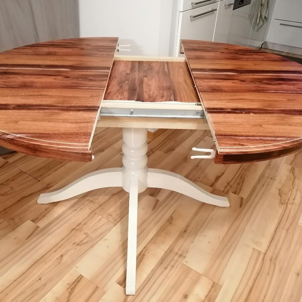 weißer Esstisch / rund / oval / ikea in 7400 Oberwart für 50,00 € zum Verkauf